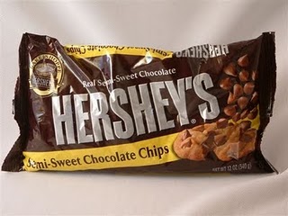 hershey-s-semi-sweet-chocolate-chips-92-p